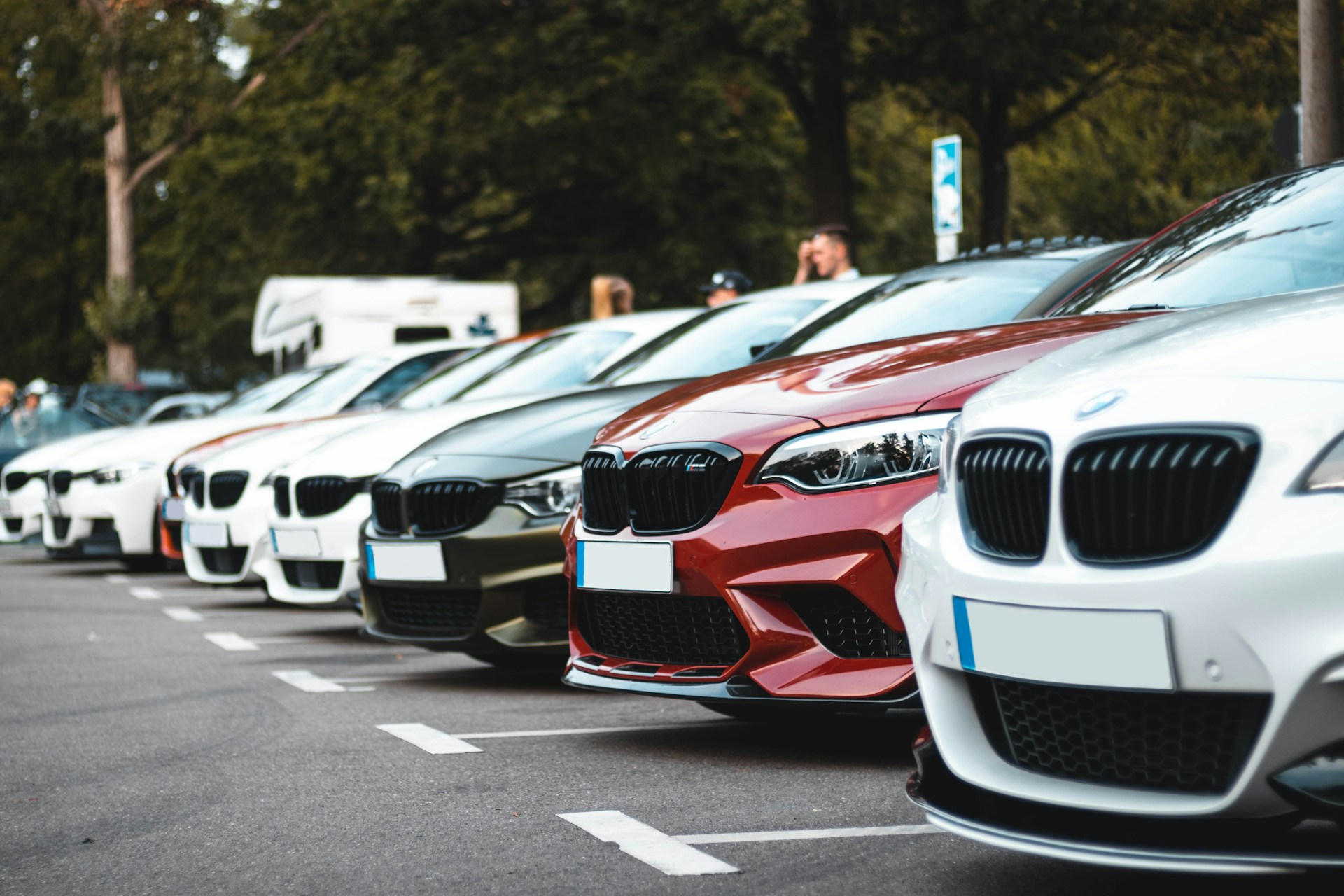 Dealer vs Private Sale: Which Is Better?